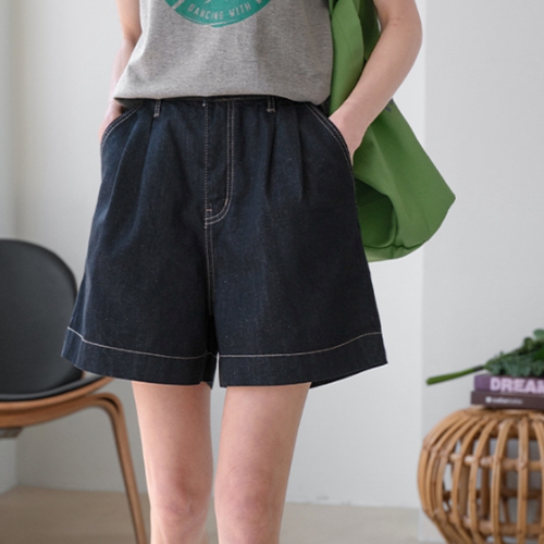 Nonfade Two-pin tuck Back Banding Shorts