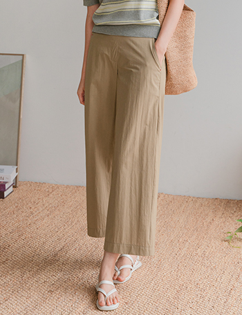 Rustling Ice Banding Capri Pants Korea