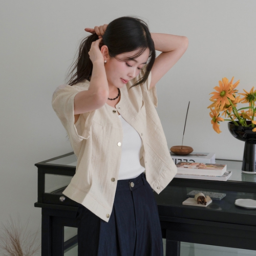 Move Semi-Crop Summer Jacket