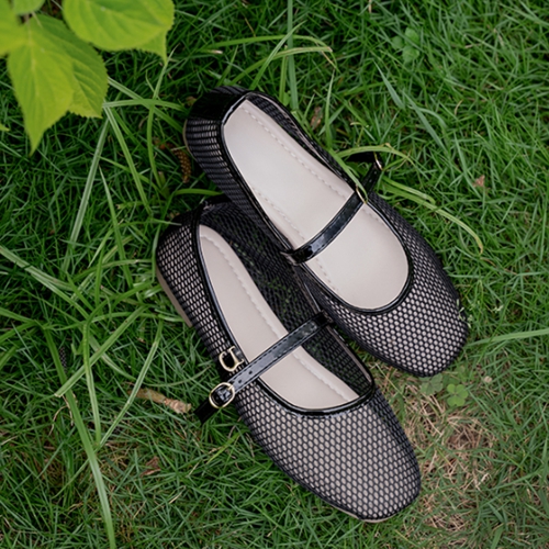 Mash Mary Jane Flat
