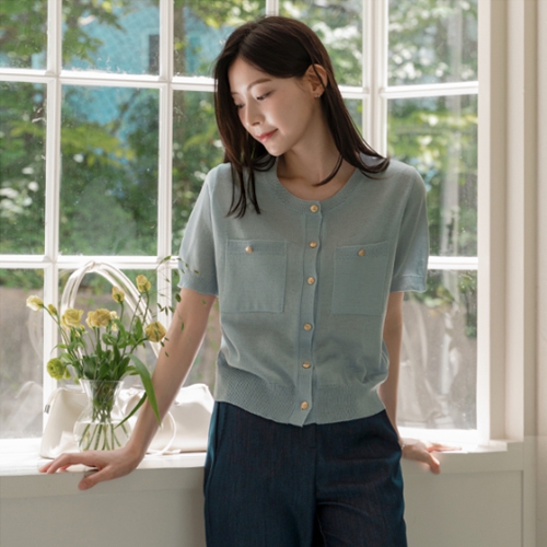 Gold Medal Round Short-sleeve Cardigan