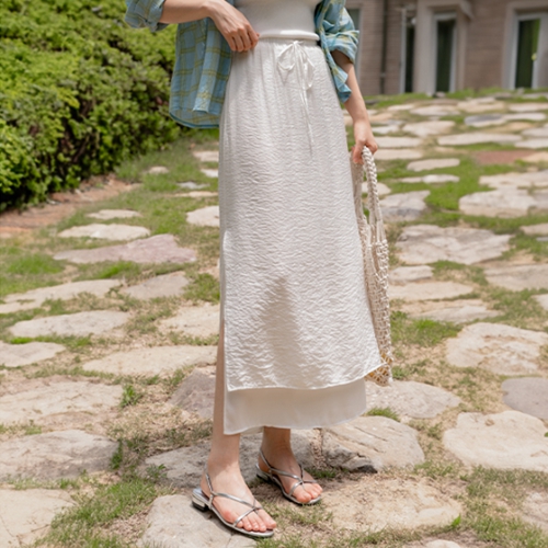 Double Layered Slit Banding Skirt