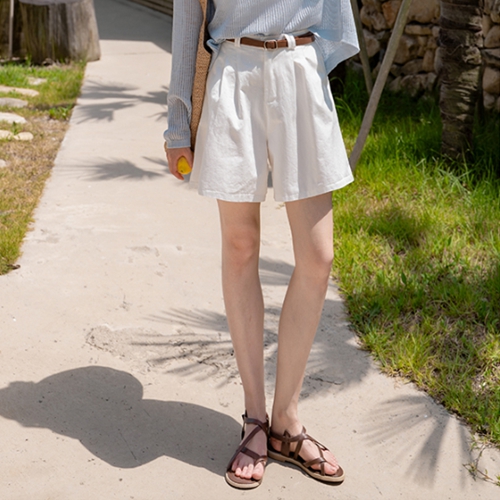 Pintuck Banding Belt Set Shorts