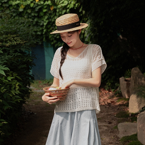 Ari Circle Punching Cap Sleeve Knitwear