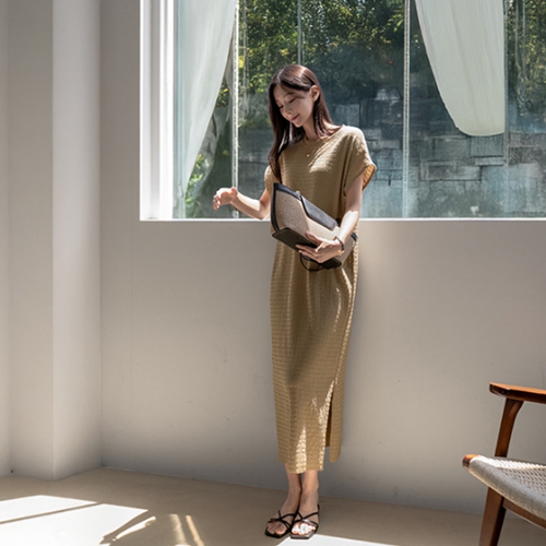 Slow Wrinkle Slits Dress