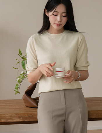 모던 Round Short-sleeve Knitwear Korea