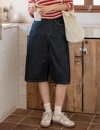 논페이드 뒷밴딩 버뮤다 Pants Korea