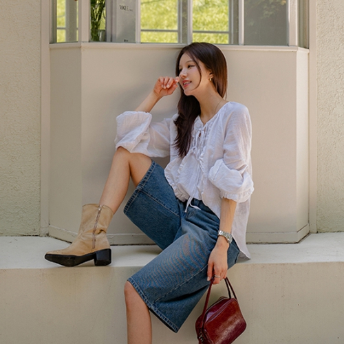 Kitch Frill Loose Blouse