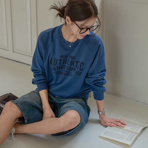 Vintage Serve Sweatshirt
