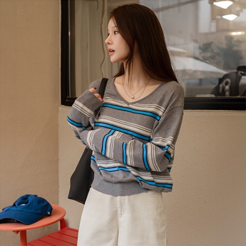 Soft Multi Horizontal Striped V Knitwear