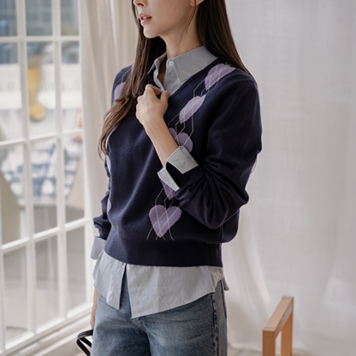 Heart Argyle V-neck Knitwear