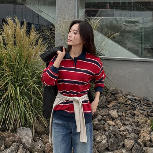 Play Stripe Collar sweatshirt