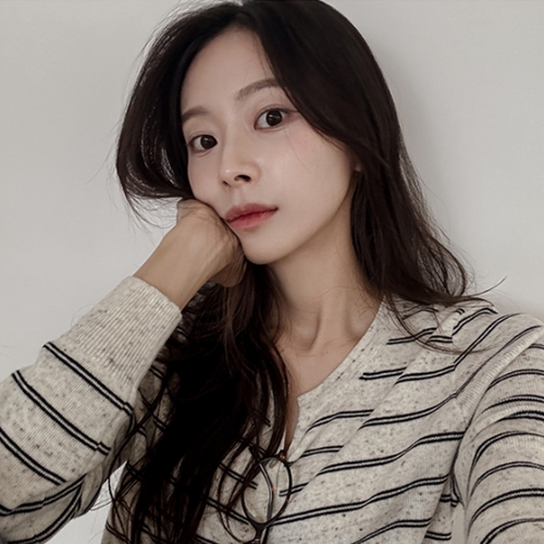 Oreo Horizontal Striped Y Neck Knitwear