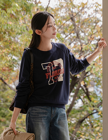 Luck Seven Raglan Sweatshirt Korea