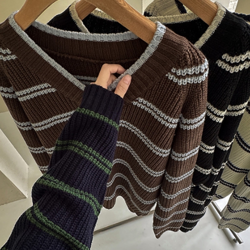 [Special Sale] Loose Stripe V-neck Knitwear