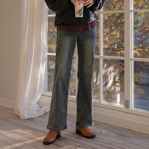 Trendy Washing Wide Fleece lined Denim Pants