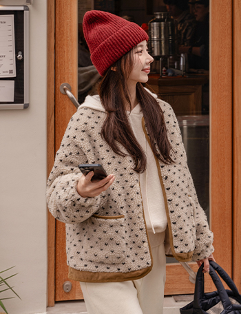 Curly Dot Quilted Jumper Korea