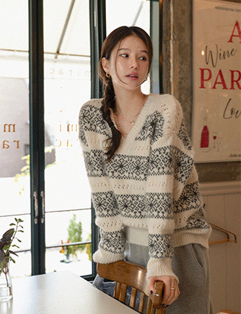 Karma Wool V Knitwear Hood Set Korea