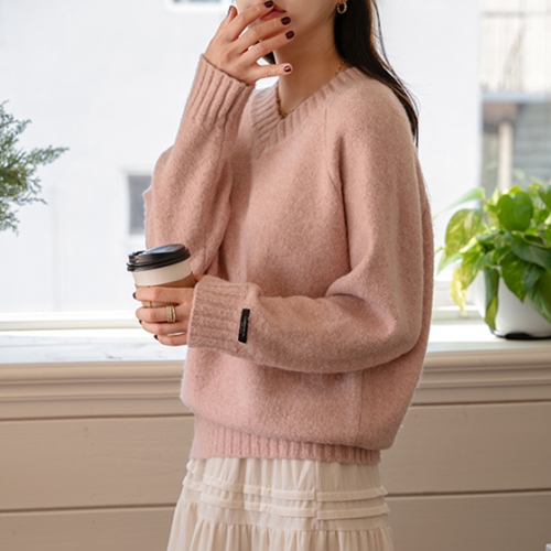 [valyou] Maple Wool V-neck Knitwear