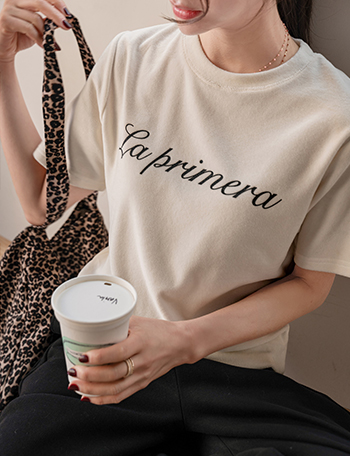 Lettering Veloa T-shirt Korea