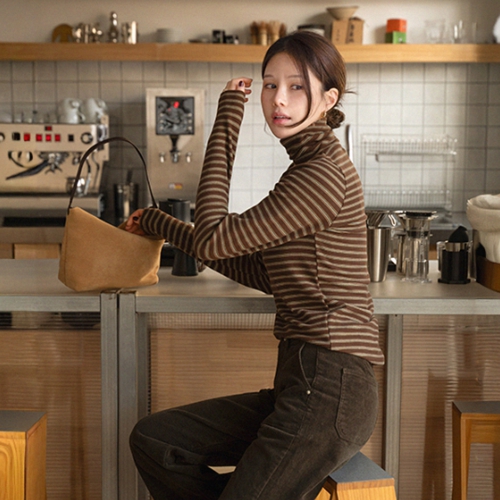 Triple Stripe Double-sided Fleece Turtleneck T-shirt