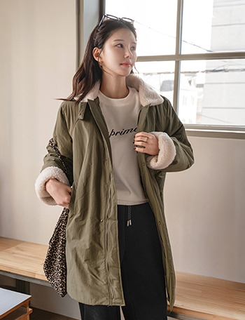 Snap Highneck Wool Color Matching Padding Korea