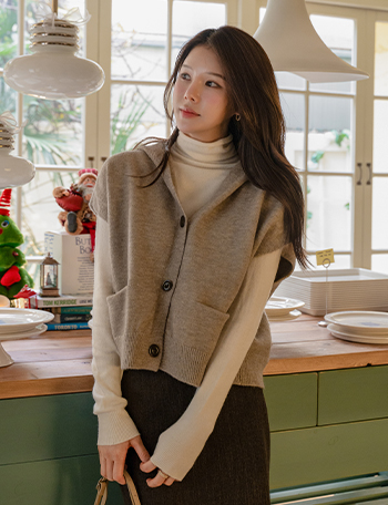May Hood Knitwear Vest Korea