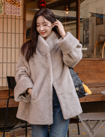 Soft Powder Fur Coat Korea