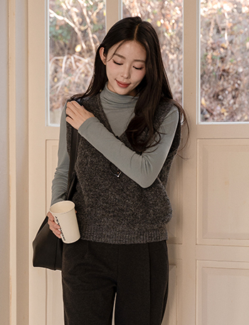 Curly Wool Knitwear Vest Korea