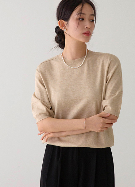 Soft short-sleeved knitwear Korea