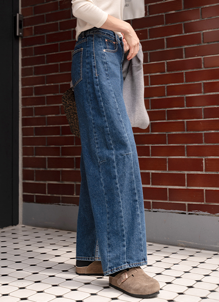 Mare Incision Curve Denim Pants Korea