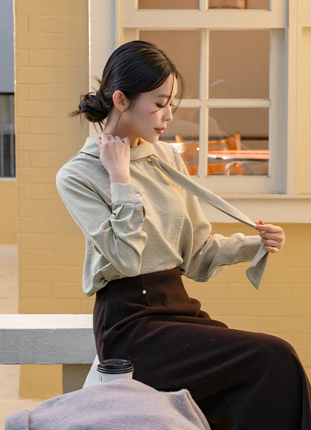 Shrinne Suede Tie Blouse Korea