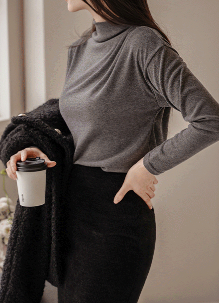 Shoulder 셔링 Turtleneck T-shirt Korea