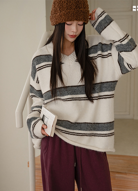Hairy Loose Fit V Wool Knitwear Korea