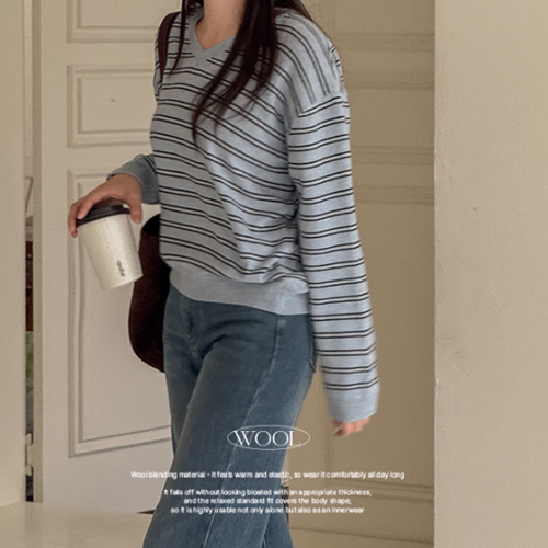 Simple Horizontal Striped V Wool Knitwear