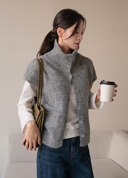 Hershey Collar Knitwear Vest Korea