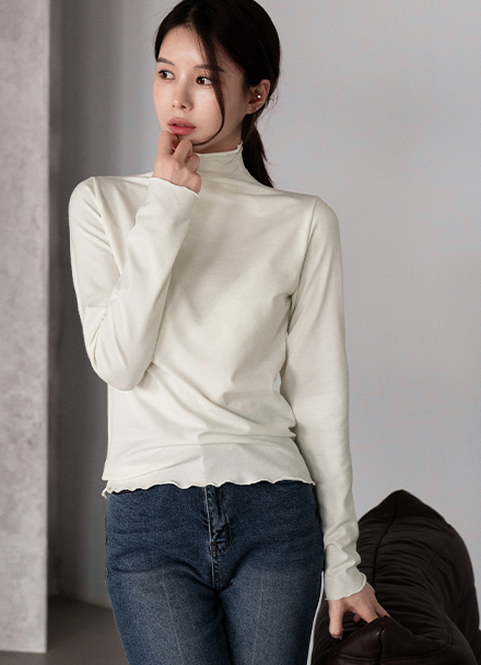 Wave neck Turtleneck T-shirt Korea