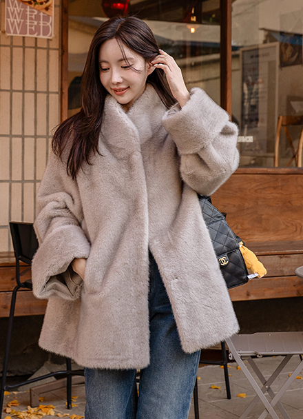 Soft Powder Fur Coat Korea