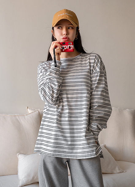 French Stripe Slit T-shirt Korea