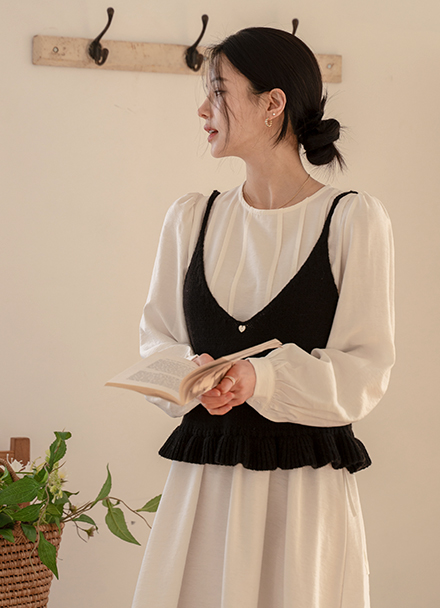 Spring Frill Knitwear Bustier Korea