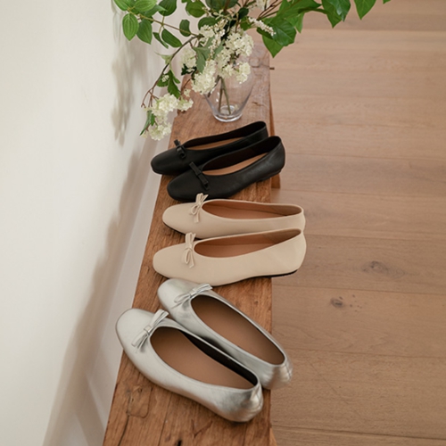 Ribbon Cushion Flat Shoes