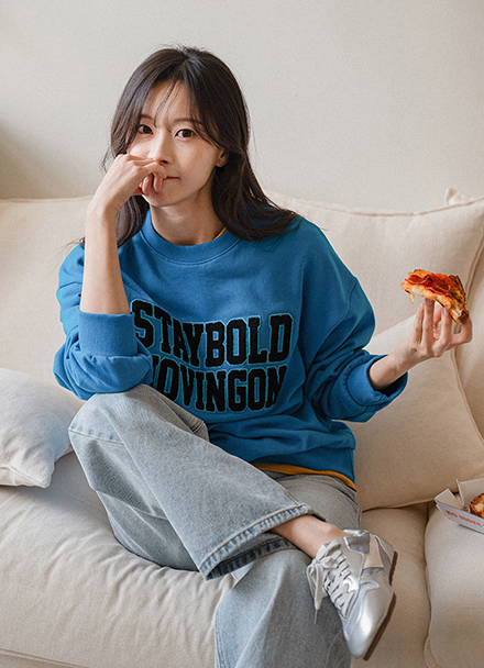 Moving On Boucle Embroidery Sweatshirt Korea