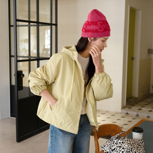 Color Windy Hood Jumper