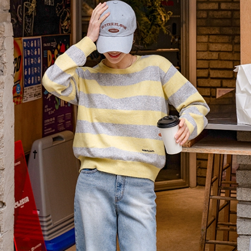 Posey Embroidery Stripe Knitwear