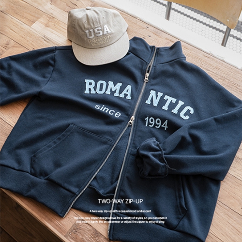 Romantic Patch Ttwo-way Zip up