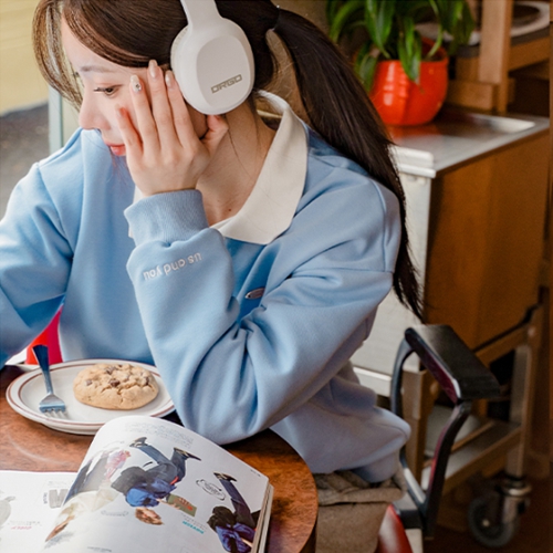 [USYOU] Color Matching Collar Embroidery Sweatshirt