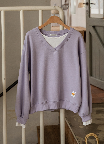 Layered Double V Sweatshirt Korea