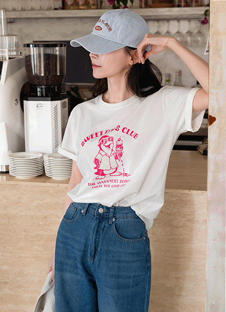 Penguin Graphics Short-sleeve T-shirt Korea