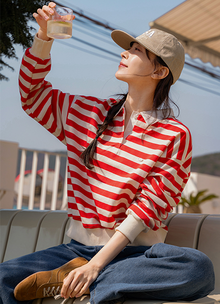 Pendant 2Types Collar Sweatshirt Korea