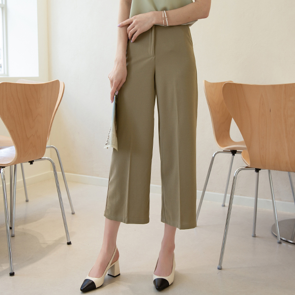 Planning Crop Slacks C040650